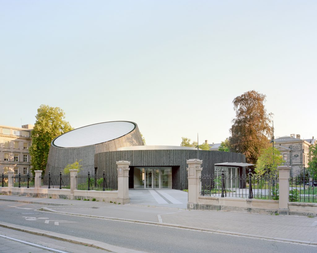 The Planetarium du Jardin des sciences at the Université de Strasbourg opens its doors